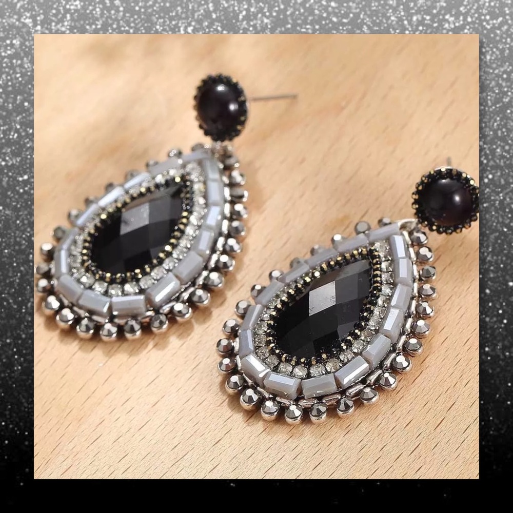 5⭐️RESTOCK🆕 Austrian Crystal Enamel Dangle Earrin - Picture 1 of 5